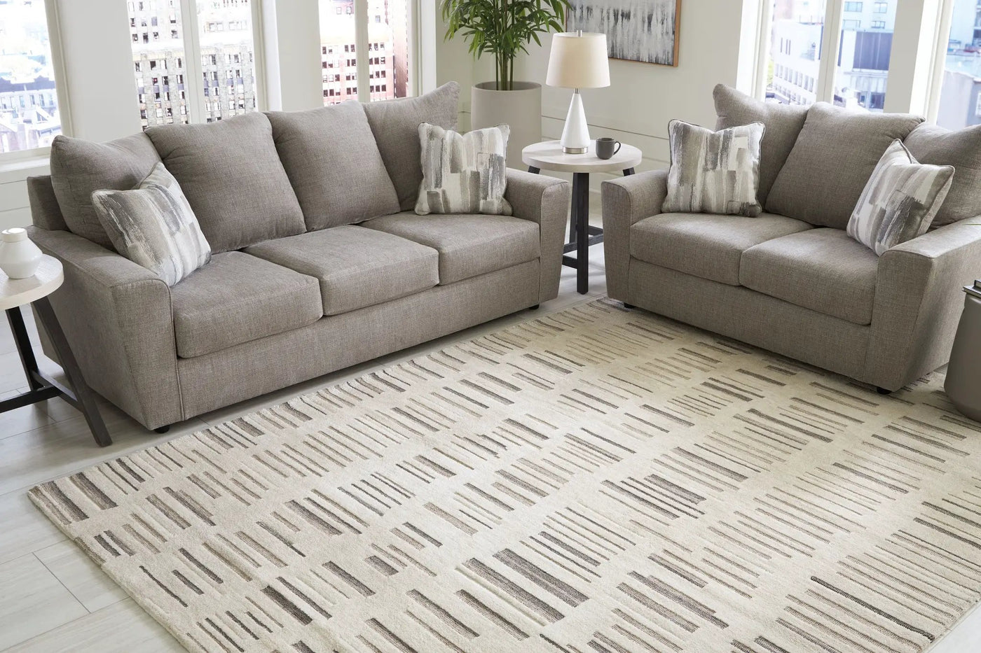 Leesdale - Rug by Unique Piece Furniture