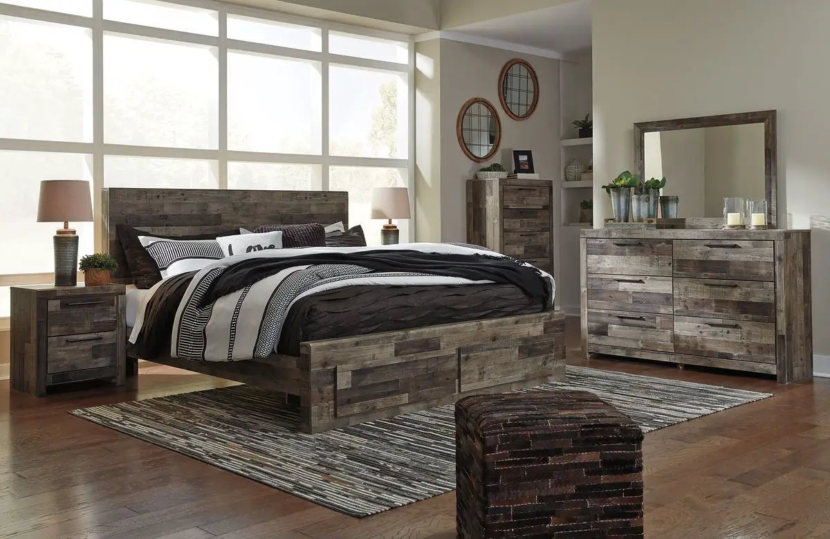 Derekson - Panel Bedroom Set by Unique Piece Furniture