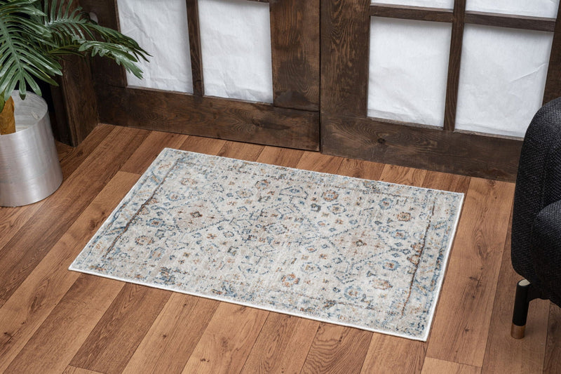 Noble - 5'3" X 7'3" Polyester Area Rug - Ivory by HouseOfZazla