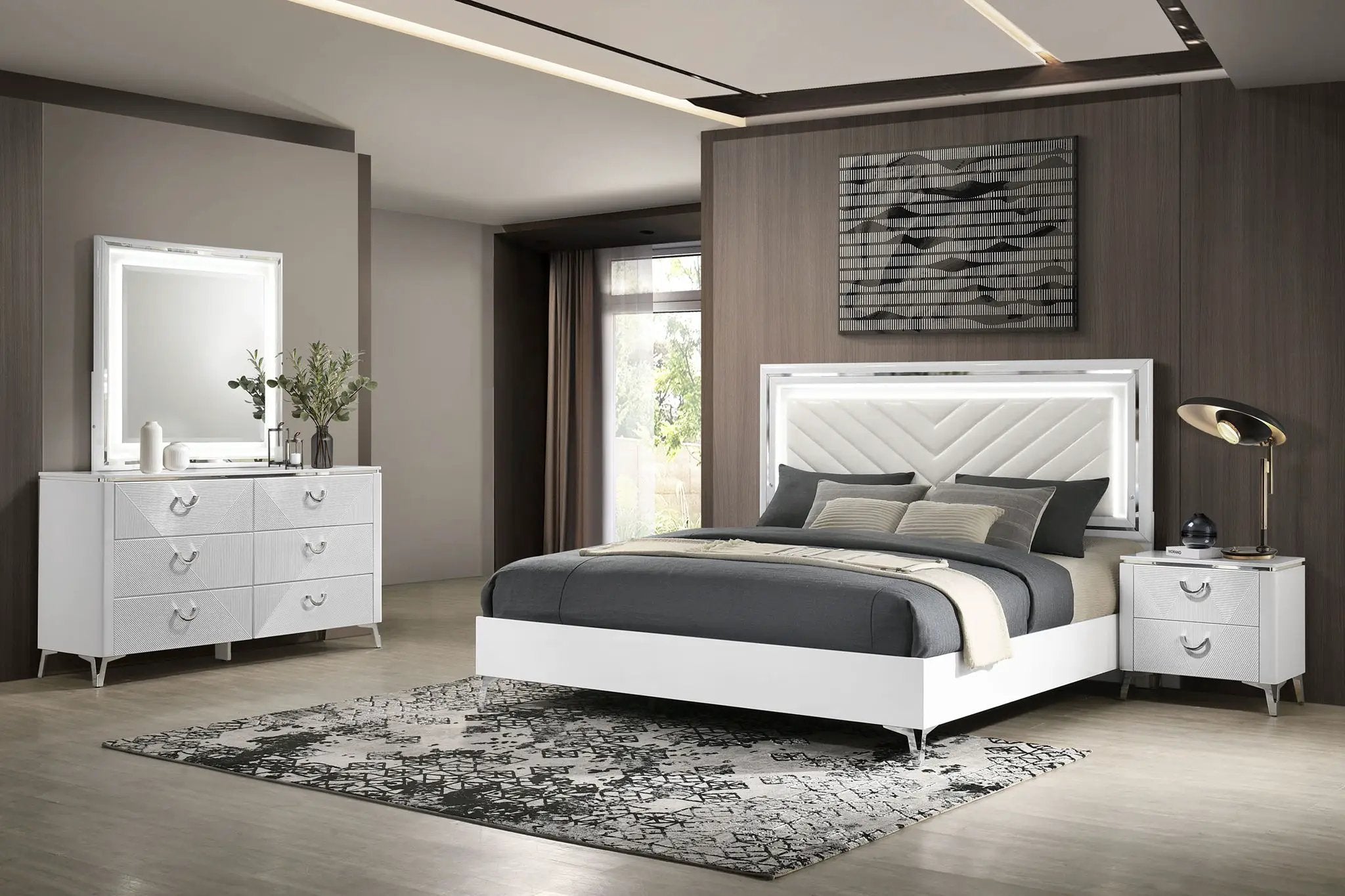 Cassia 4-piece Eastern King LED Bedroom Set White High Gloss by Unique Piece Furniture
