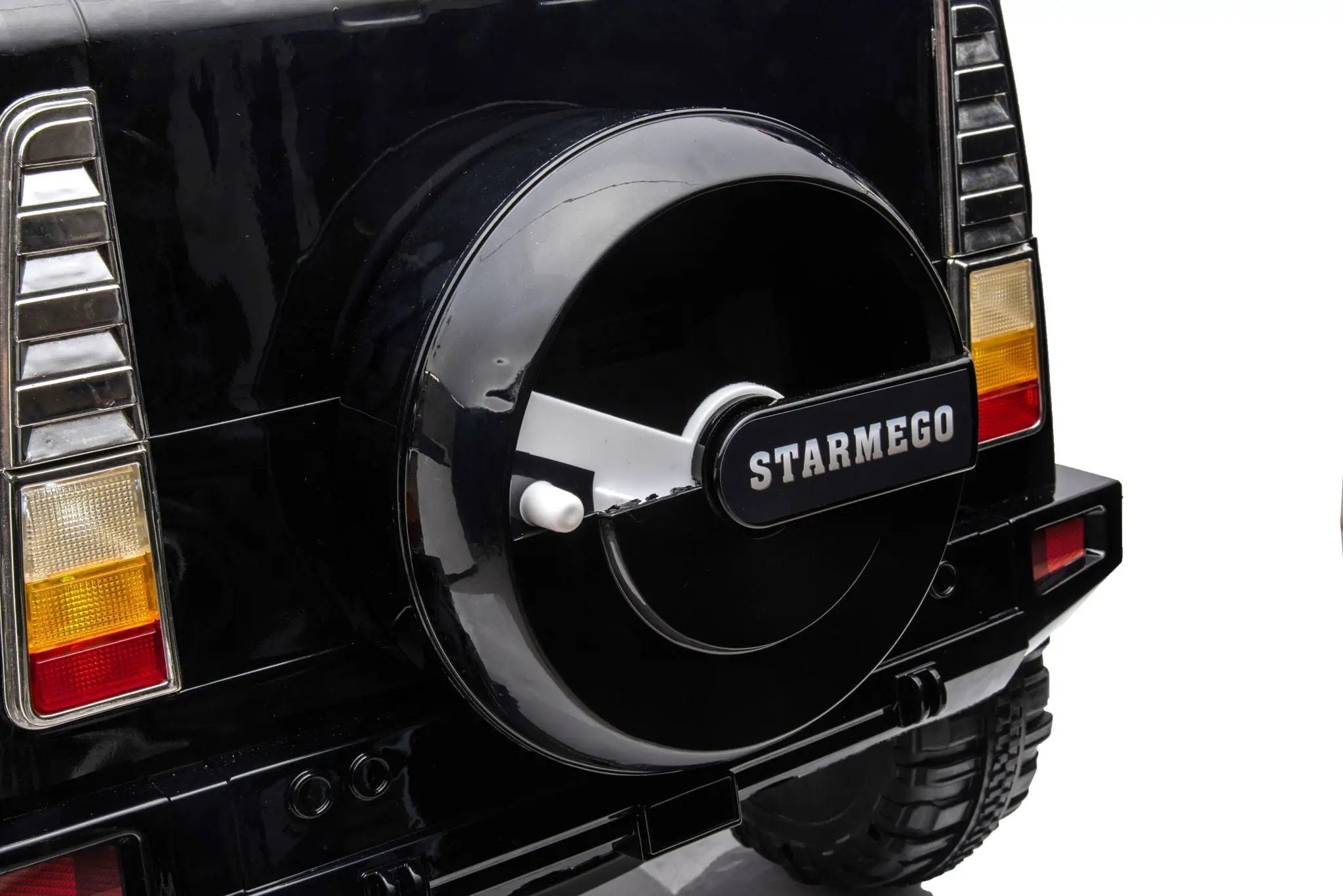12V7A 30W*2 Four-Wheel Drive Seat One Button Start, Forward And Backward, High And Low Speed, Music, Front Light, Power Display, Two Doors Can Open, 2.4G R / C, Seat Belt Four Wheel Absorber by HouseOfZazla