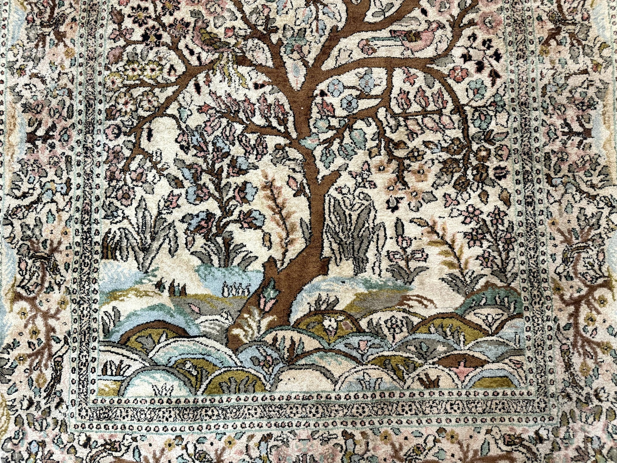 Indian Kashmiri Silk Rug 4x7, Tree of Life Design, Very Fine 380 KPSI, Birds by Jewel Rugs