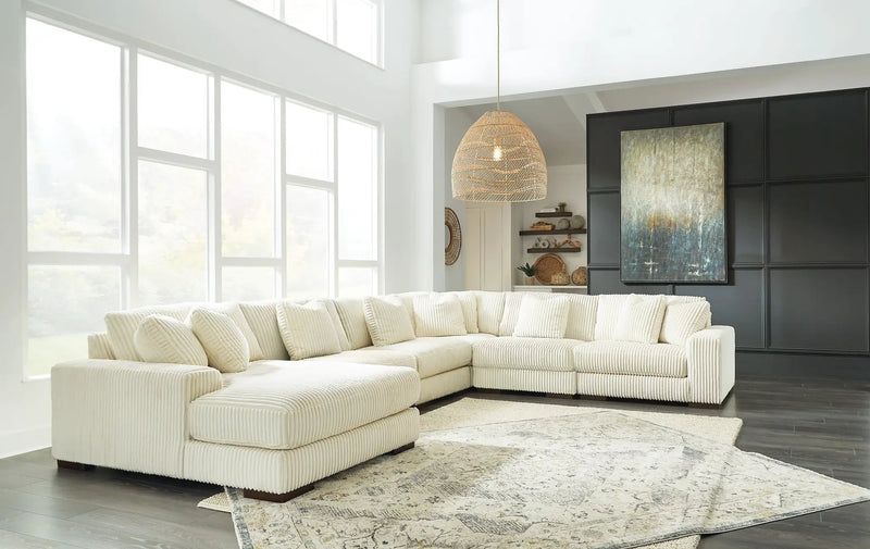 Lindyn - Sectional by Unique Piece Furniture