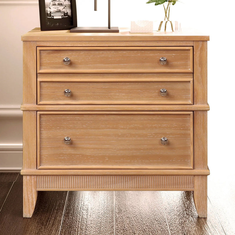 Hazel - 3 Drawer Side Table For Living Room, Hallway, Entryway Solid Wood With Silver Handles - Natural by Unique Piece Furniture