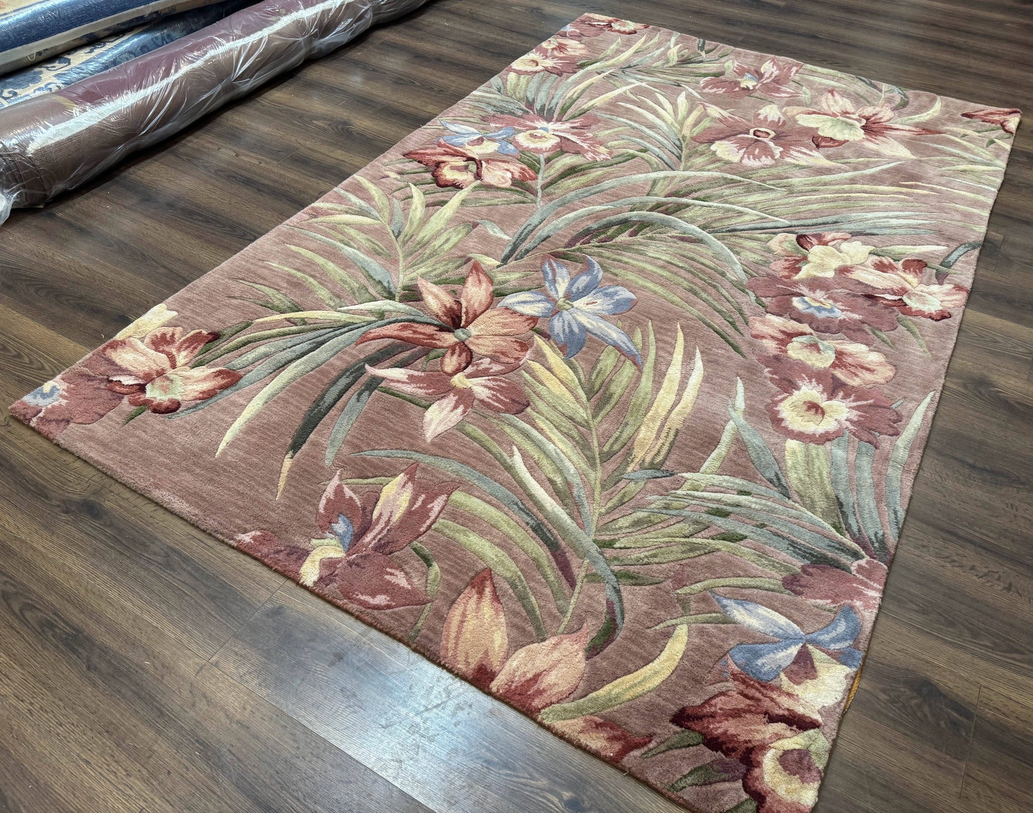 Hand Tufted Floral Rug 5x8, Light Rose Wool Carpet by Jewel Rugs