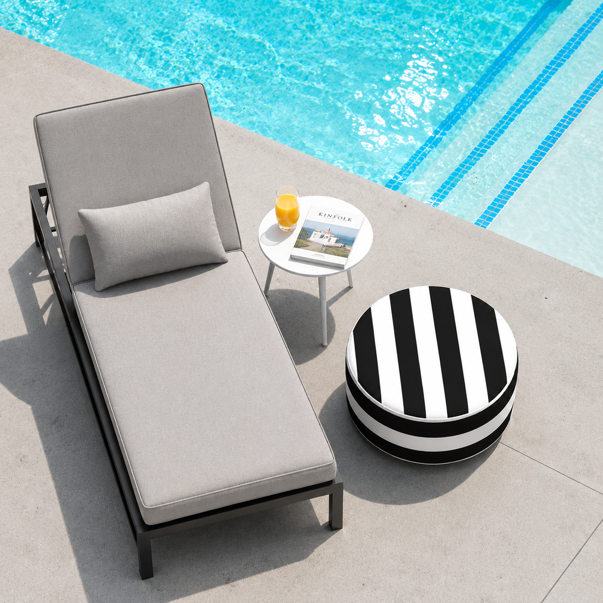 Outdoor Inflatable Ottoman – 21"x21"x9" by HouseOfZazla