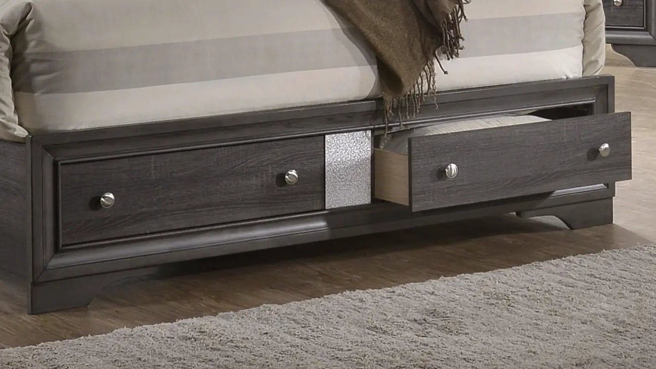 Traditional Queen 5 Piece Storage Bedroom Set in Gray Wood by HouseOfZazla