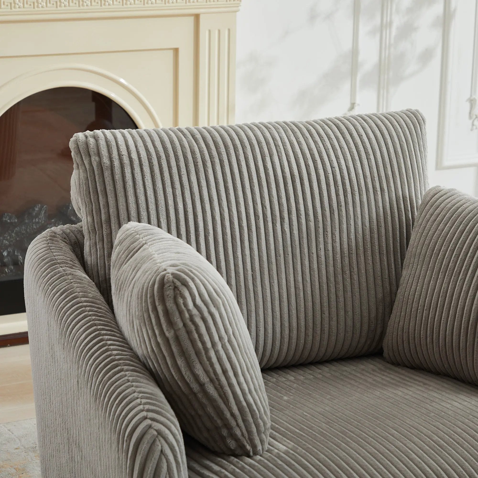 40.55"W Swivel Accent Chair with 2 Throw Pillows by HouseOfZazla