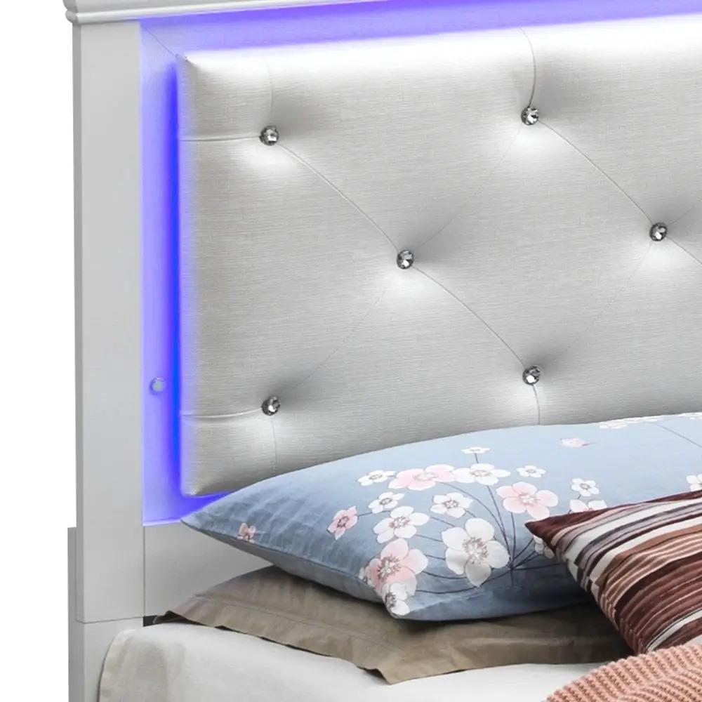 LED Elegant Bed by HouseOfZazla