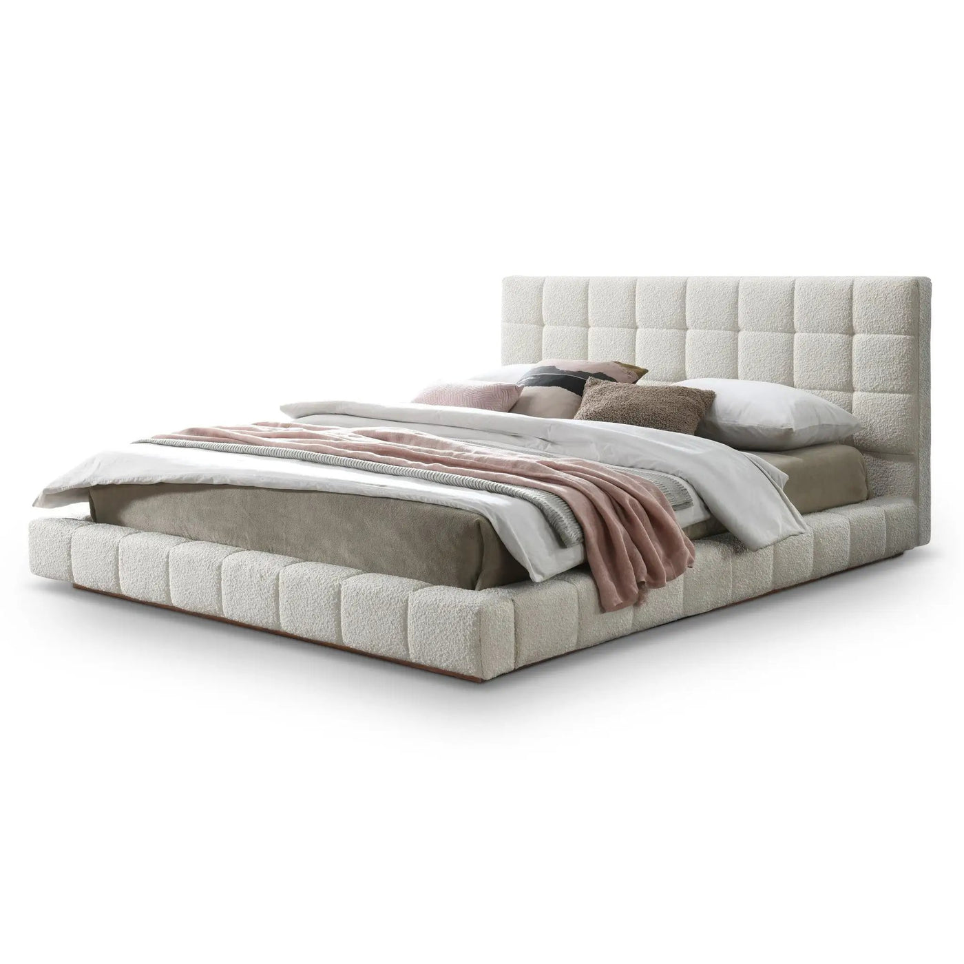 Hudson - Elegant Design Bed by HouseOfZazla