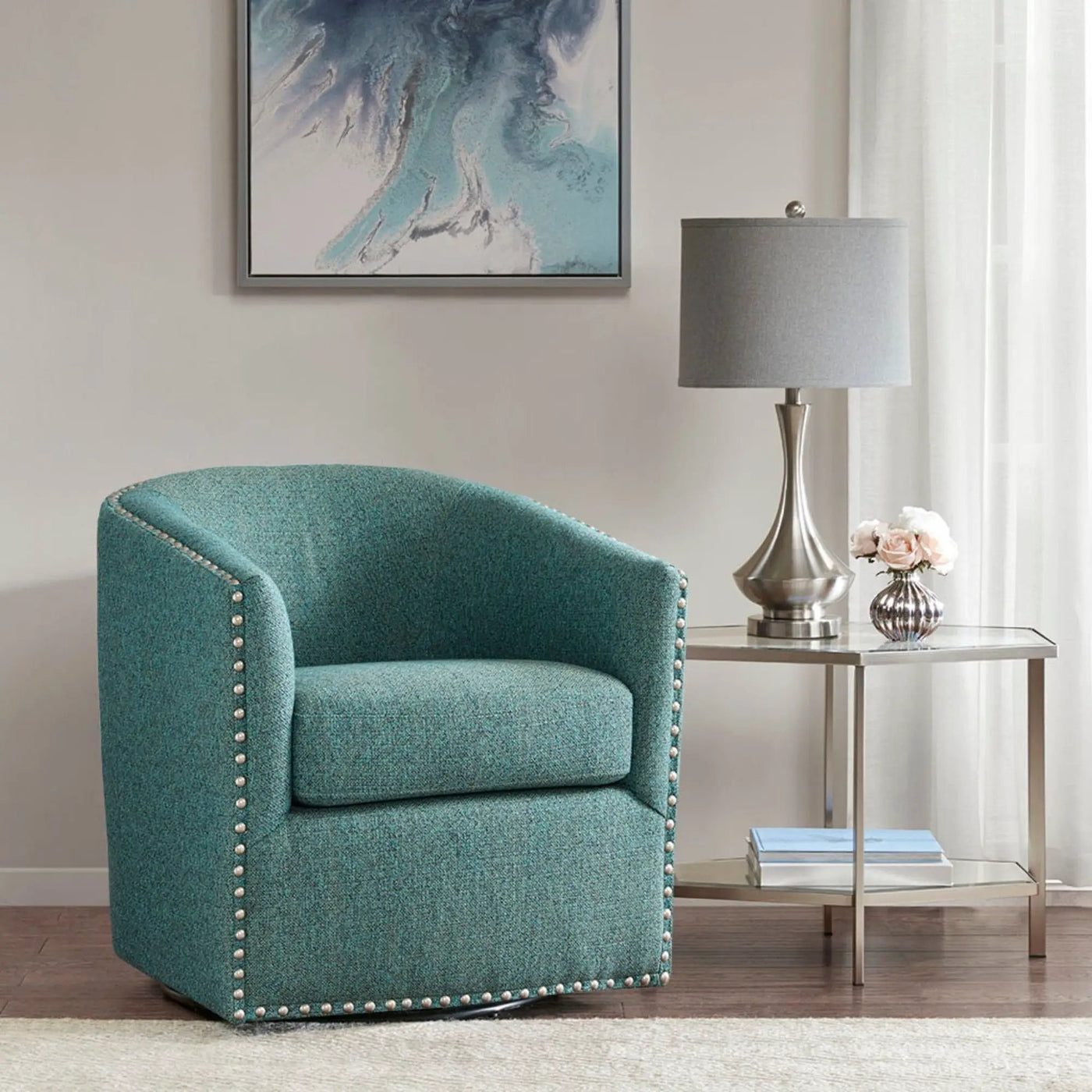 Luxurious Chair With 360 Degree Rotation by HouseOfZazla