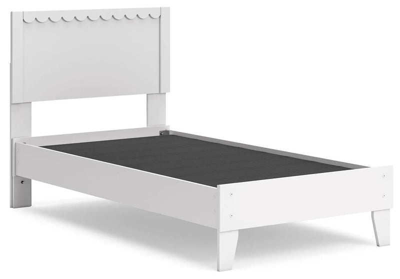 Hallityn - Platform Bedroom Set by Unique Piece Furniture