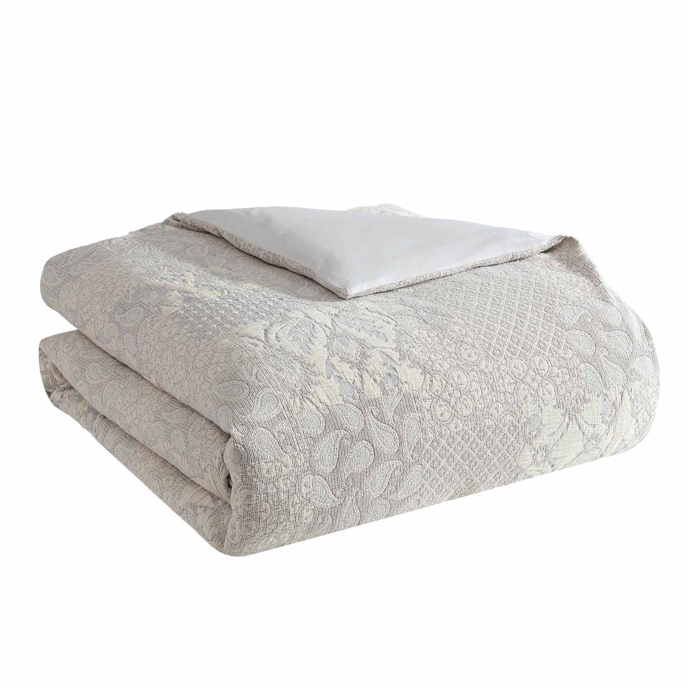 Paisley 3 Piece Ivory Cotton Matelassé Comforter Set by HouseOfZazla
