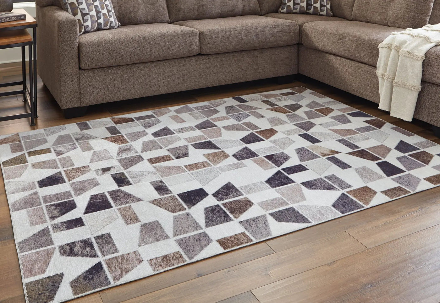 Jettner - Area Rug by Unique Piece Furniture