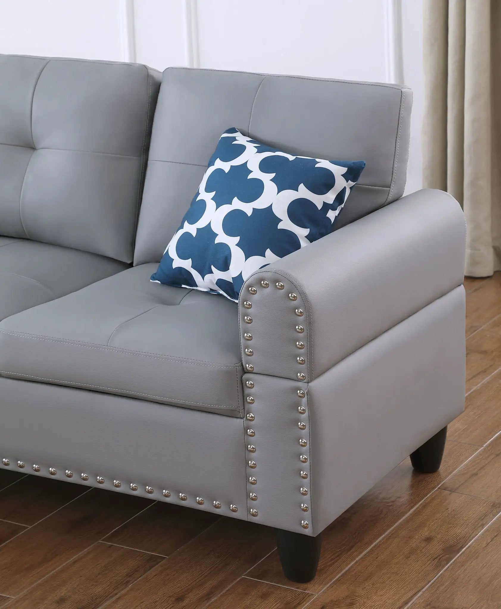 Irine - Sectional Sofa With Ottoman - Gray by HouseOfZazla