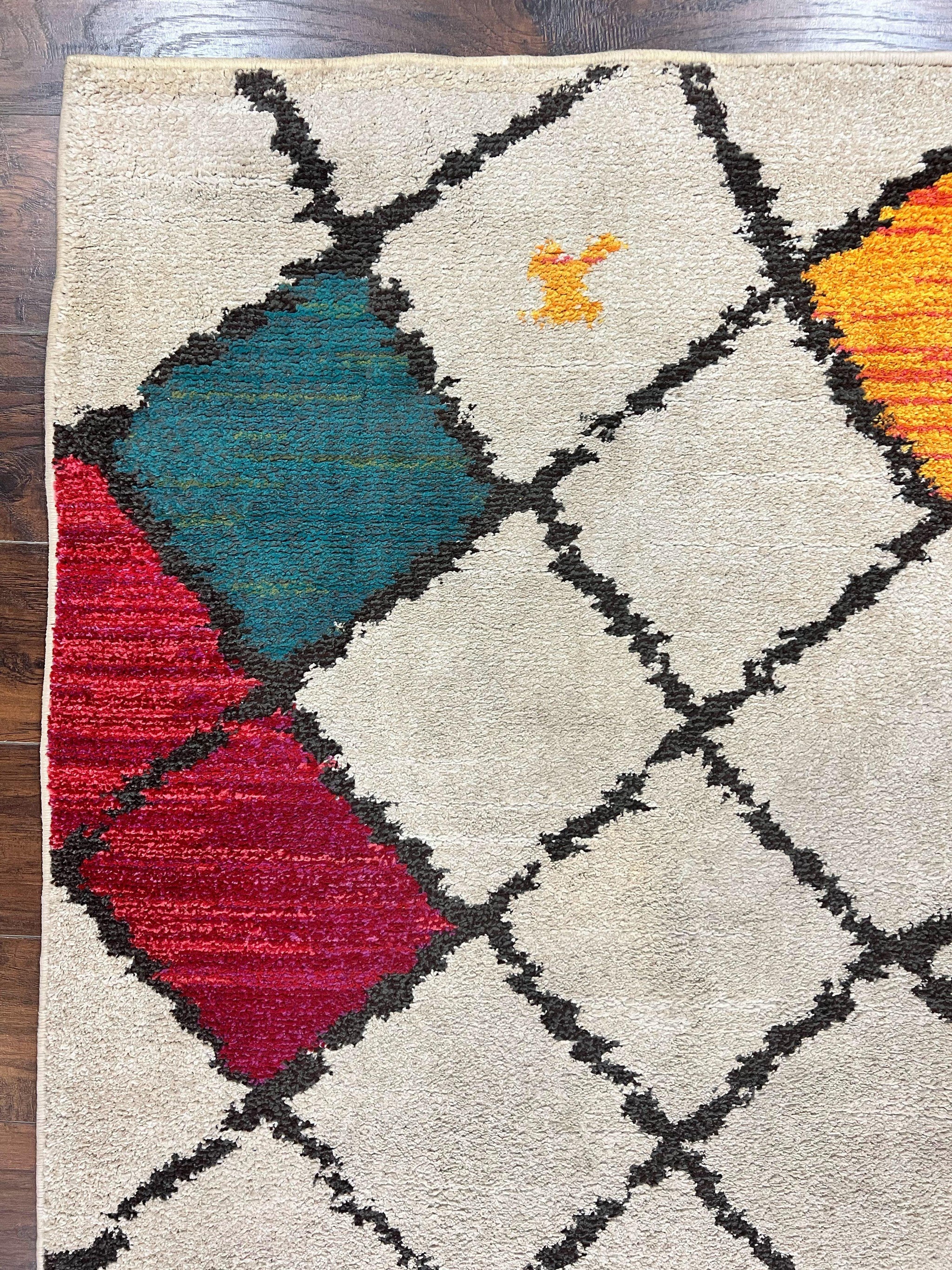 Panel Design Rug 5 x 7.6, Ivory/Beige & Multicolor by Jewel Rugs