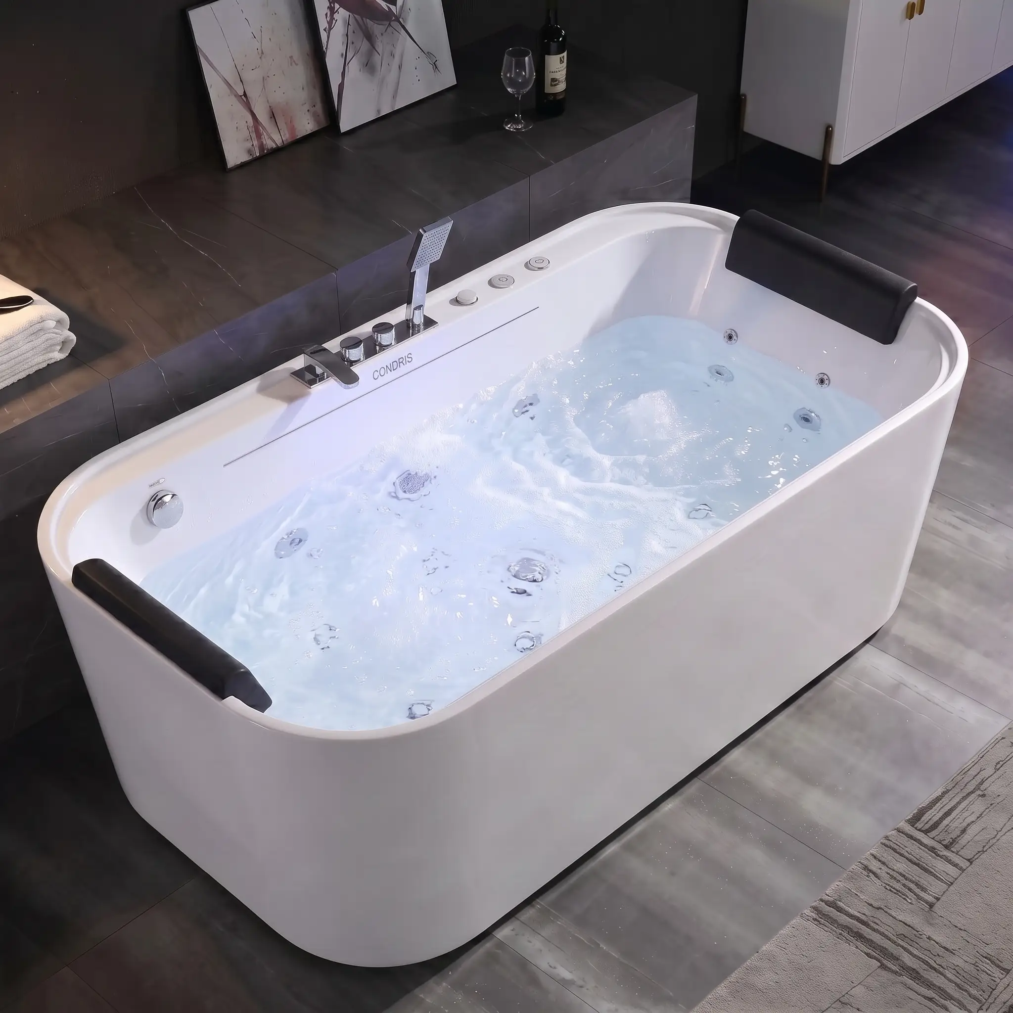 Condris 67" x 35" Whirlpool Bathtub for 2-Person by HouseOfZazla