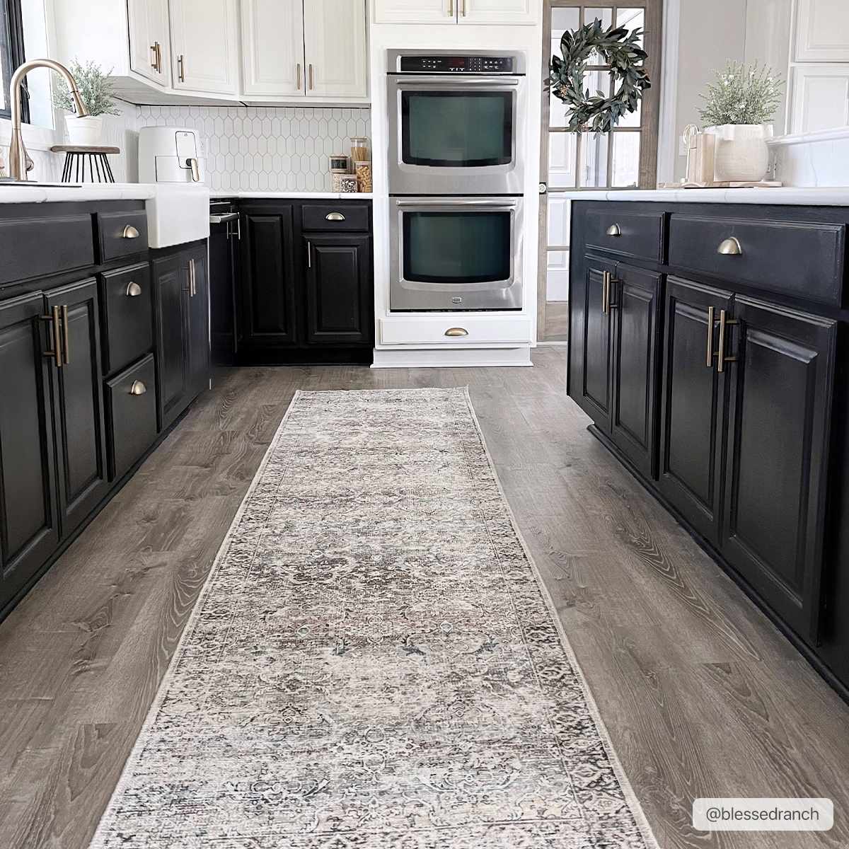 Olive Holi-2304 Washable Area Rug by Boutique Rugs
