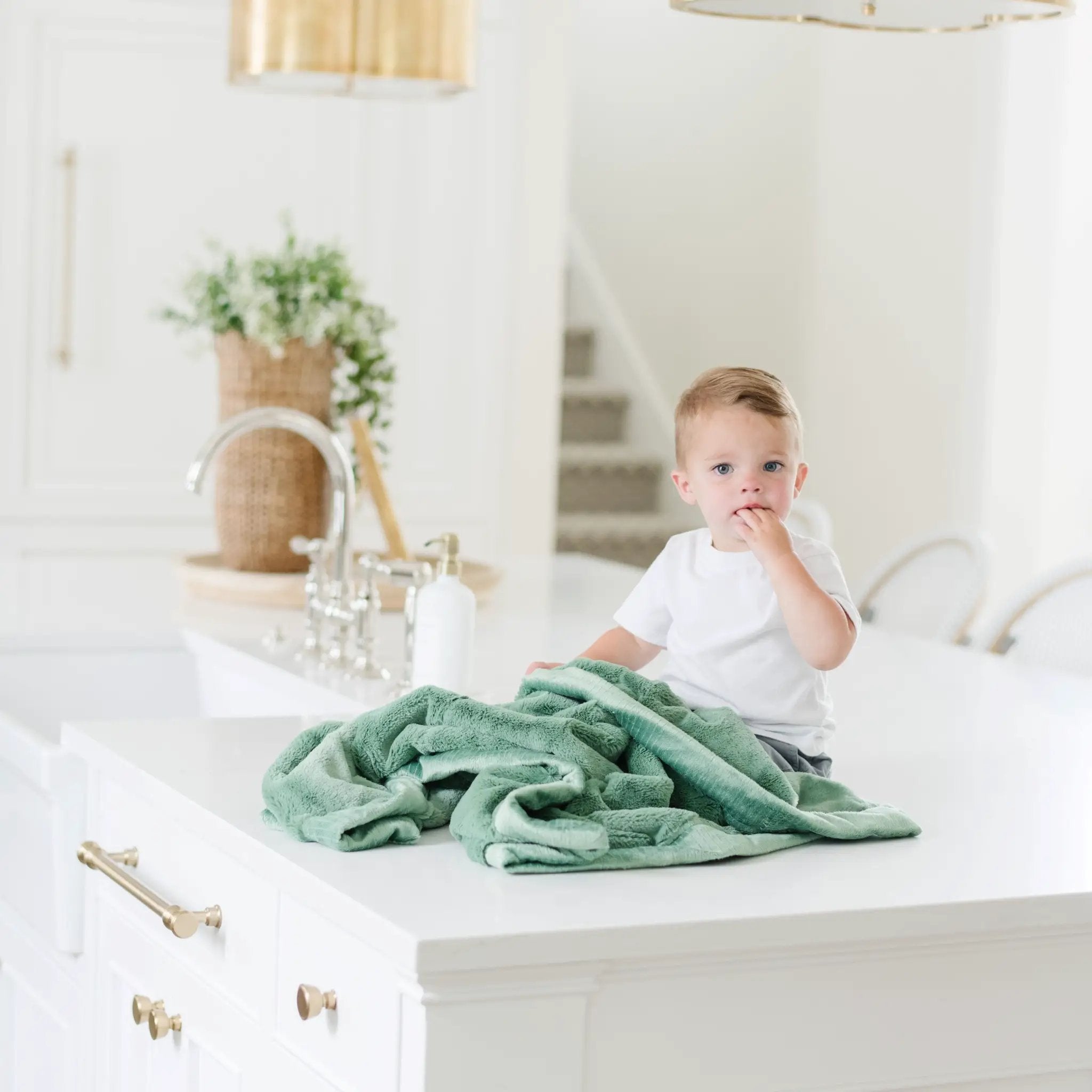 Lush Receiving Blanket 30x40 Inch by Saranoni by HouseOfZazla
