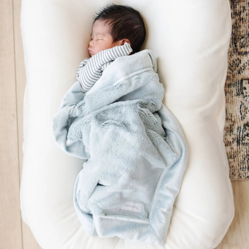 Lush Mini Blankets by Saranoni by HouseOfZazla