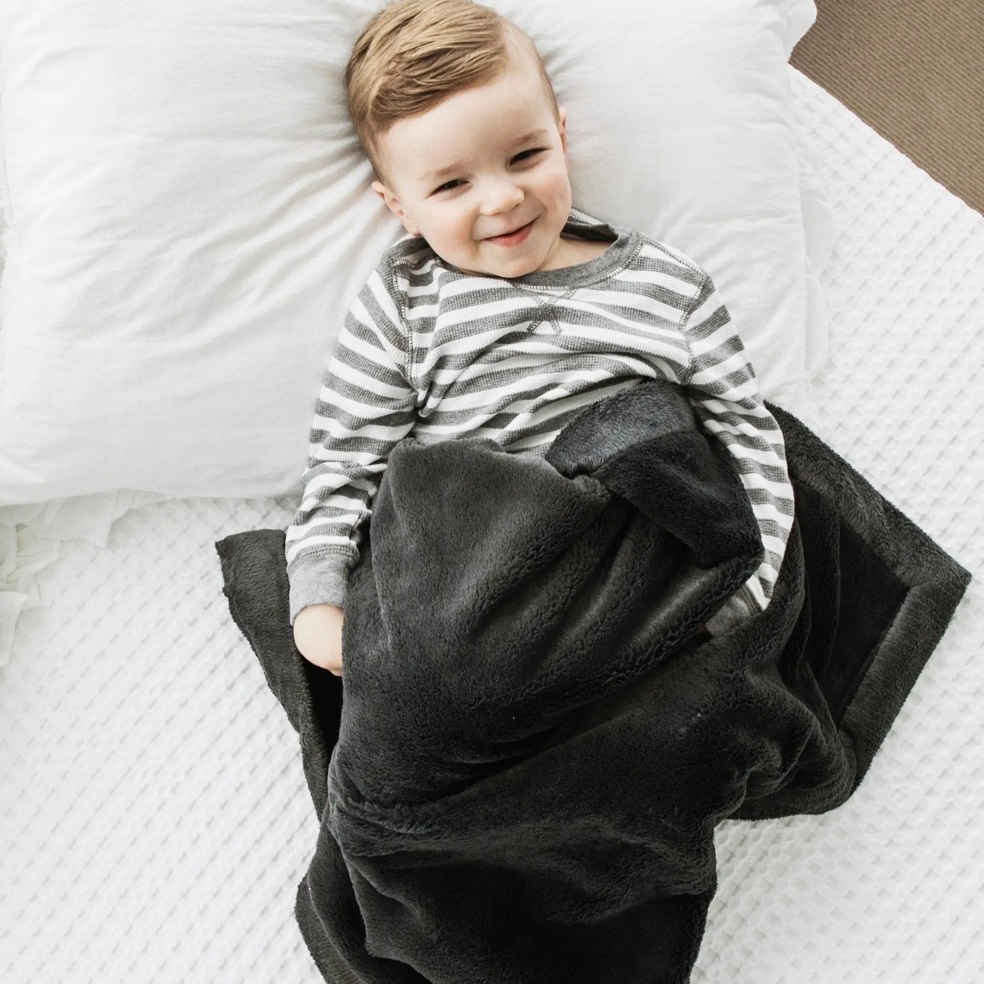 Lush Receiving Blanket 30x40 Inch by Saranoni by HouseOfZazla