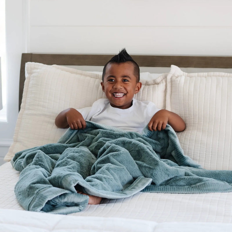 Lush Toddler Blankets by Saranoni by HouseOfZazla