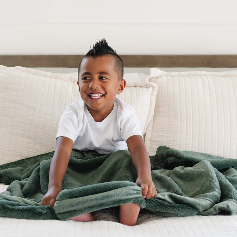 Lush Toddler Blankets by Saranoni by HouseOfZazla