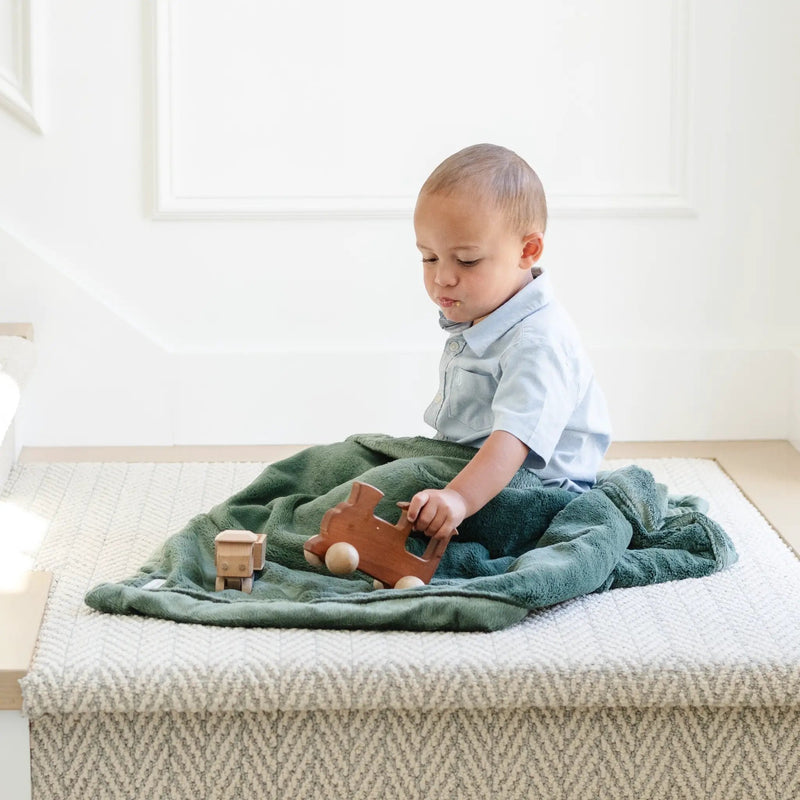 Lush Receiving Blanket 30x40 Inch by Saranoni by HouseOfZazla