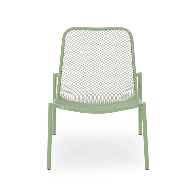 Outdoor Iron Chair With Mesh Design by HouseOfZazla