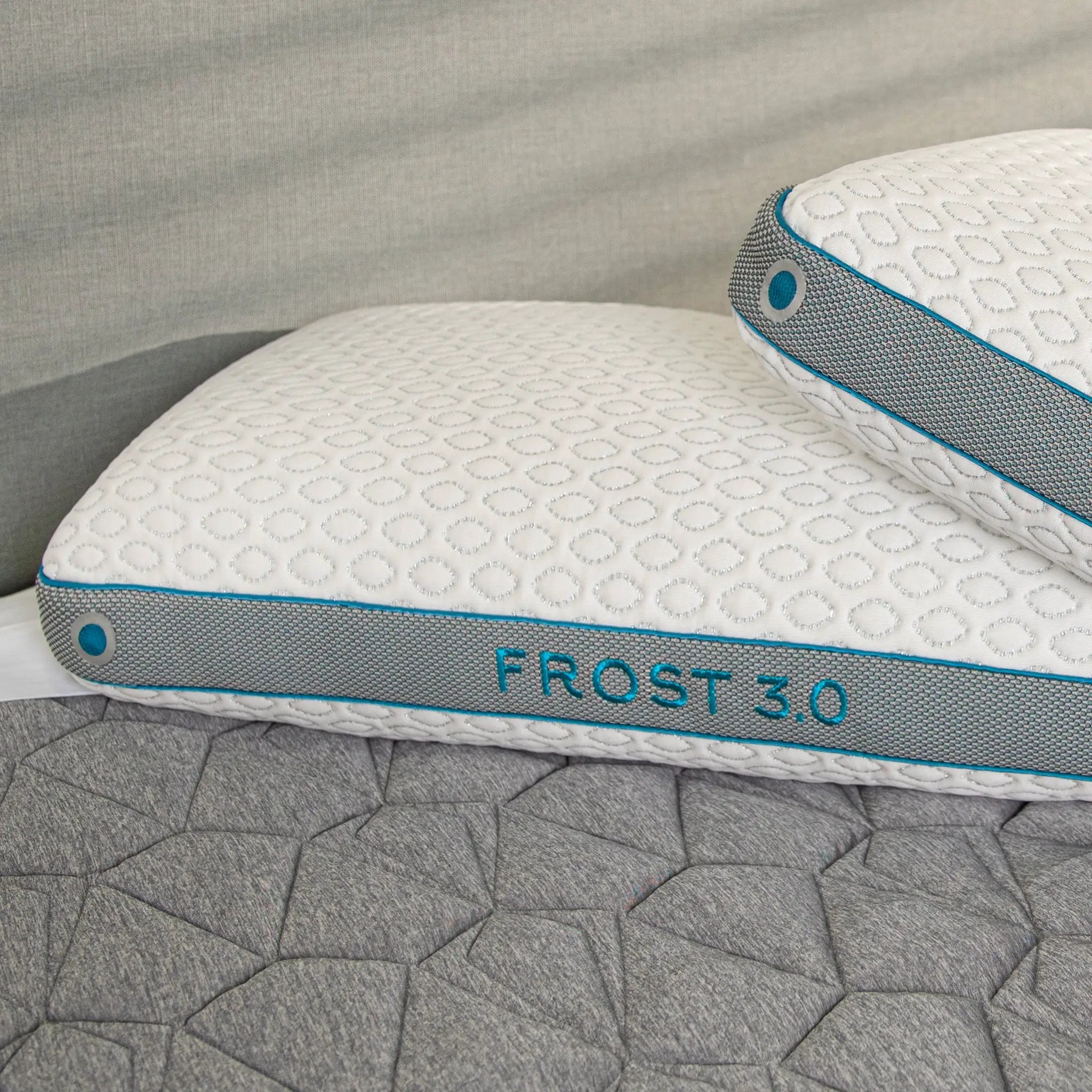 BedGear Frost Pillow 3.0 - King by HouseOfZazla