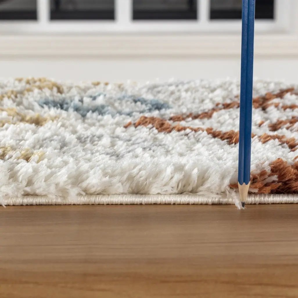 Loft Shag - 5' 3" X 7' Shaggy Area Rug Polypropylene - Ivory by HouseOfZazla