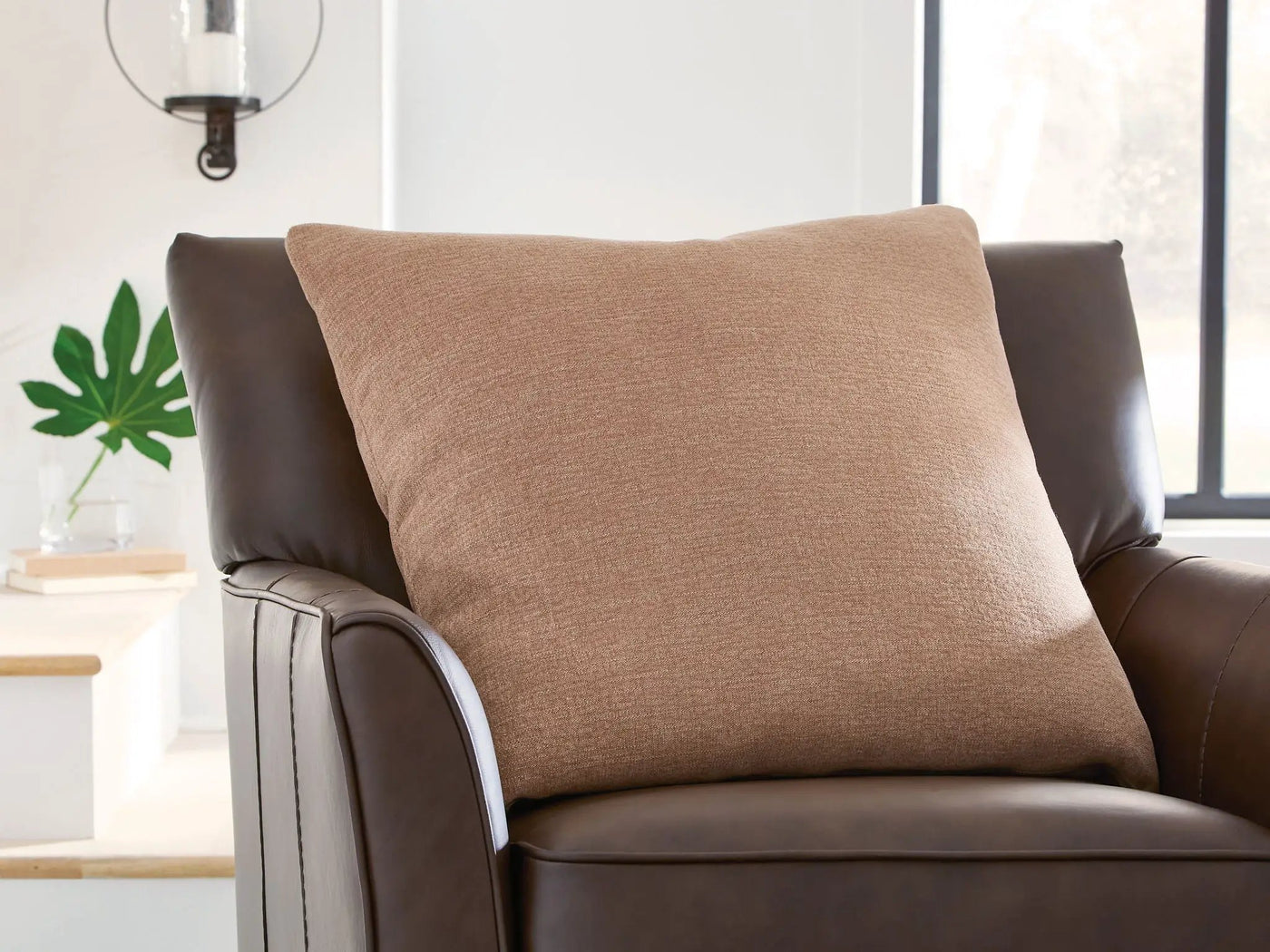 Brockbert - Pillow by Unique Piece Furniture