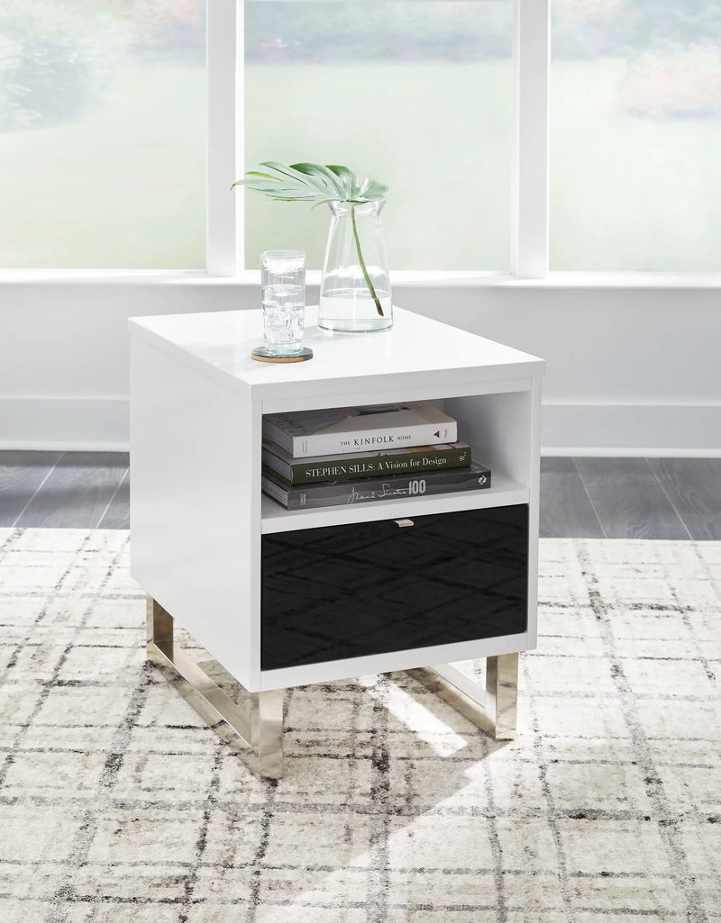 Gardoni - Chair Side End Table - White / Black by Unique Piece Furniture