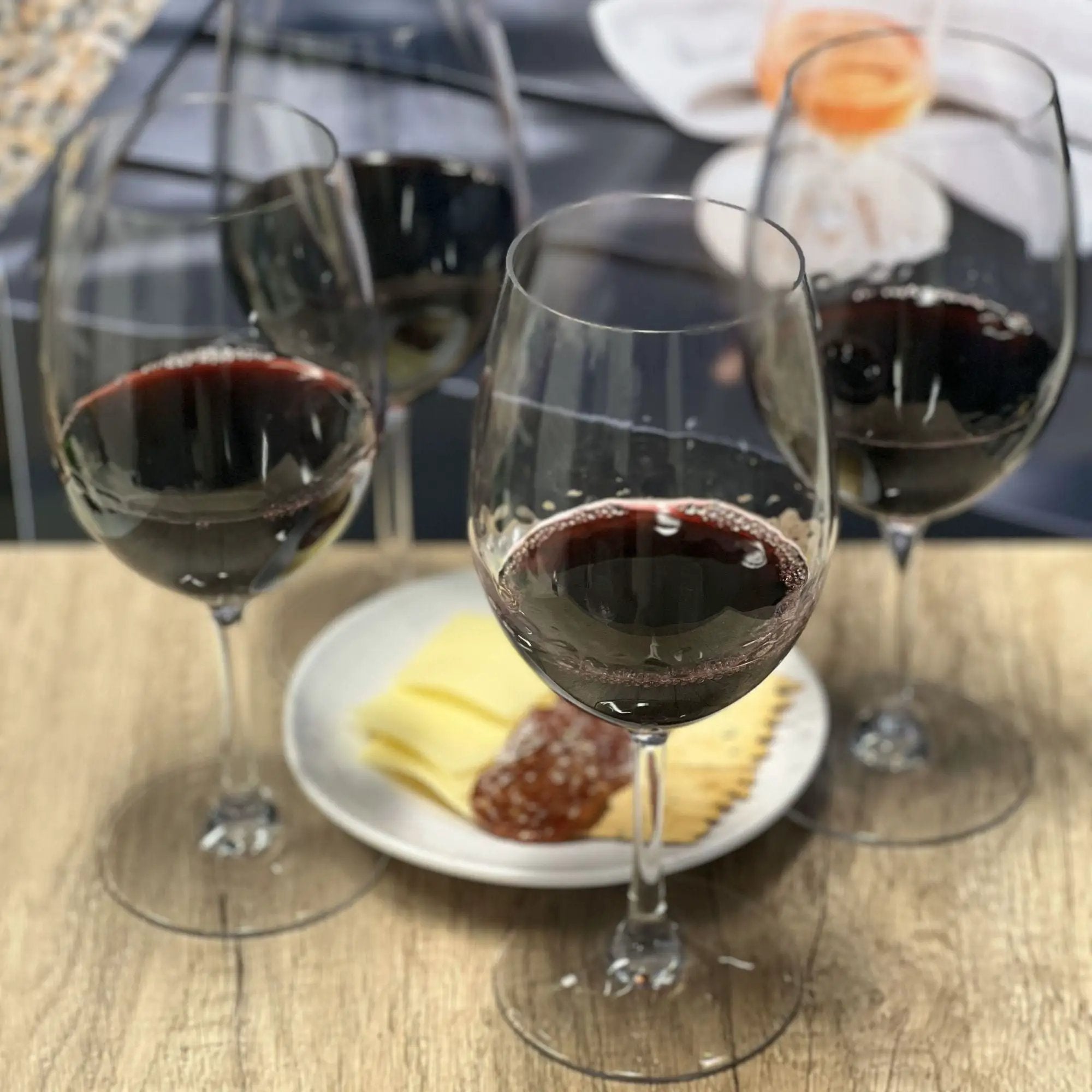 Tritan Hammer - Leadingware Plastic Wine Glasses (Set of 4), Unbreakable, Bpa Free, 20Oz - Clear by HouseOfZazla