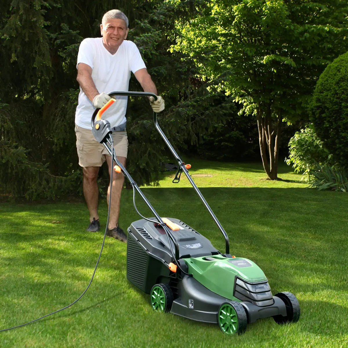 12-AMP 13.5 Inch Adjustable Electric Corded Lawn Mower with Collection Box, photo 2 of 9