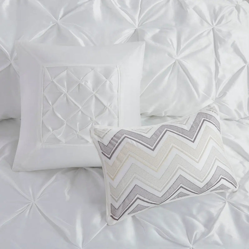 7 Piece Tufted Comforter Set White by HouseOfZazla