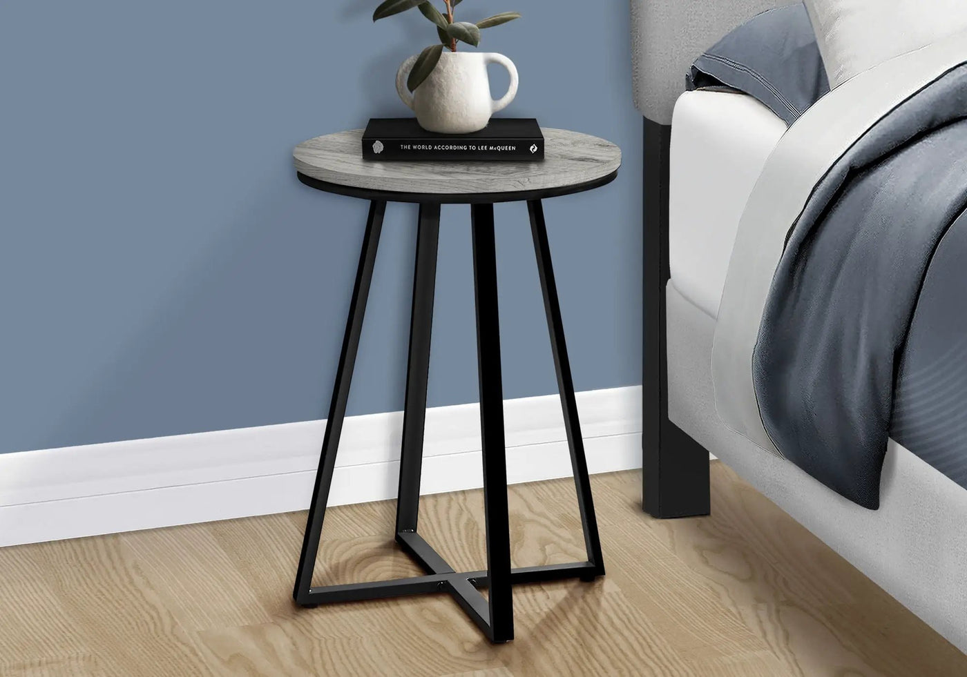 Accent Table, Side, Round Contemporary & Modern Modern Design by Unique Piece Furniture
