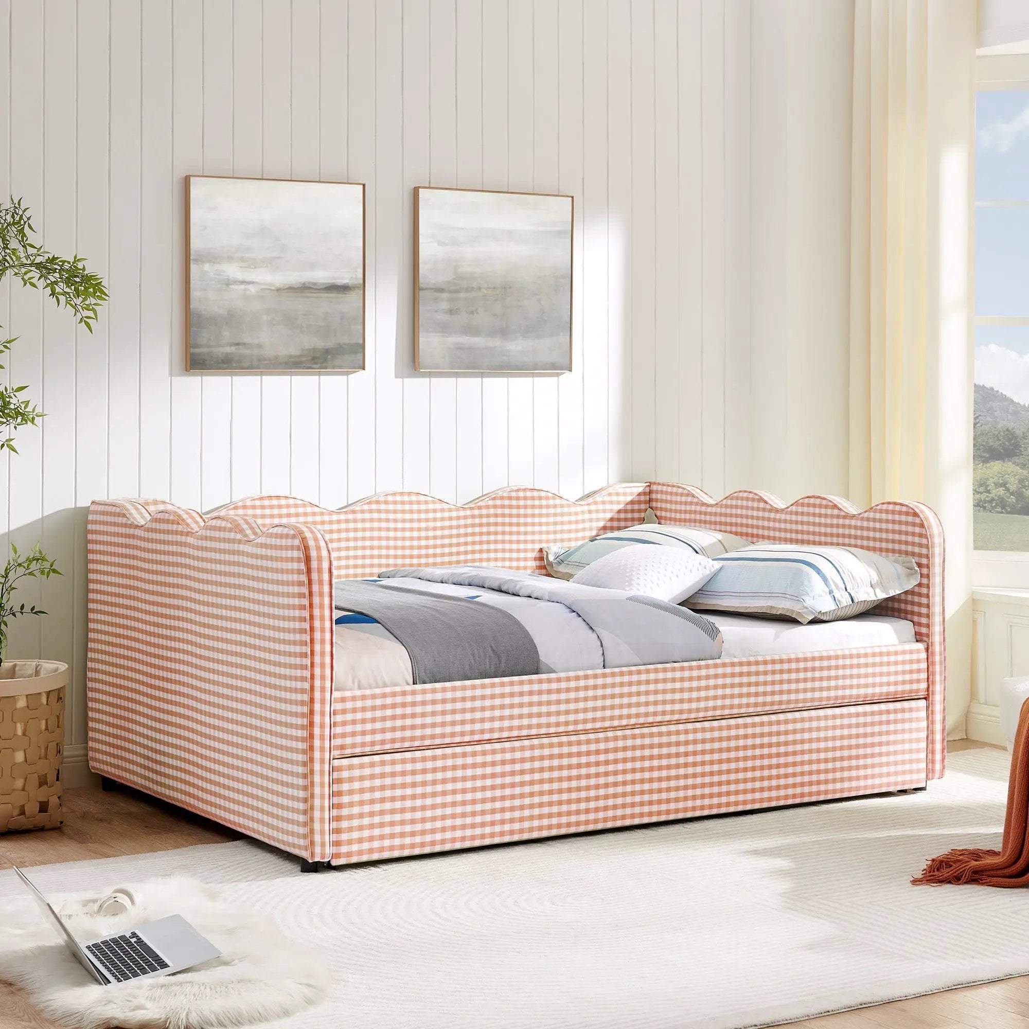 Full Size Cozy Gingham Daybed with Twin Size Trundle by HouseOfZazla