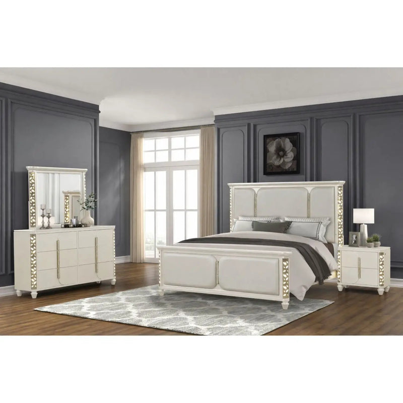 Cinderella - Bedroom Set With LED by HouseOfZazla
