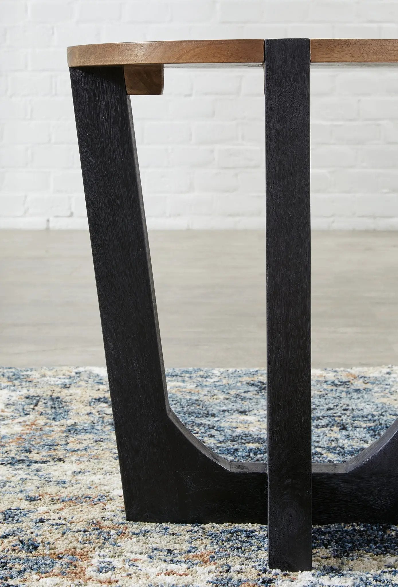Hanneforth - Round End Table - Brown by Unique Piece Furniture