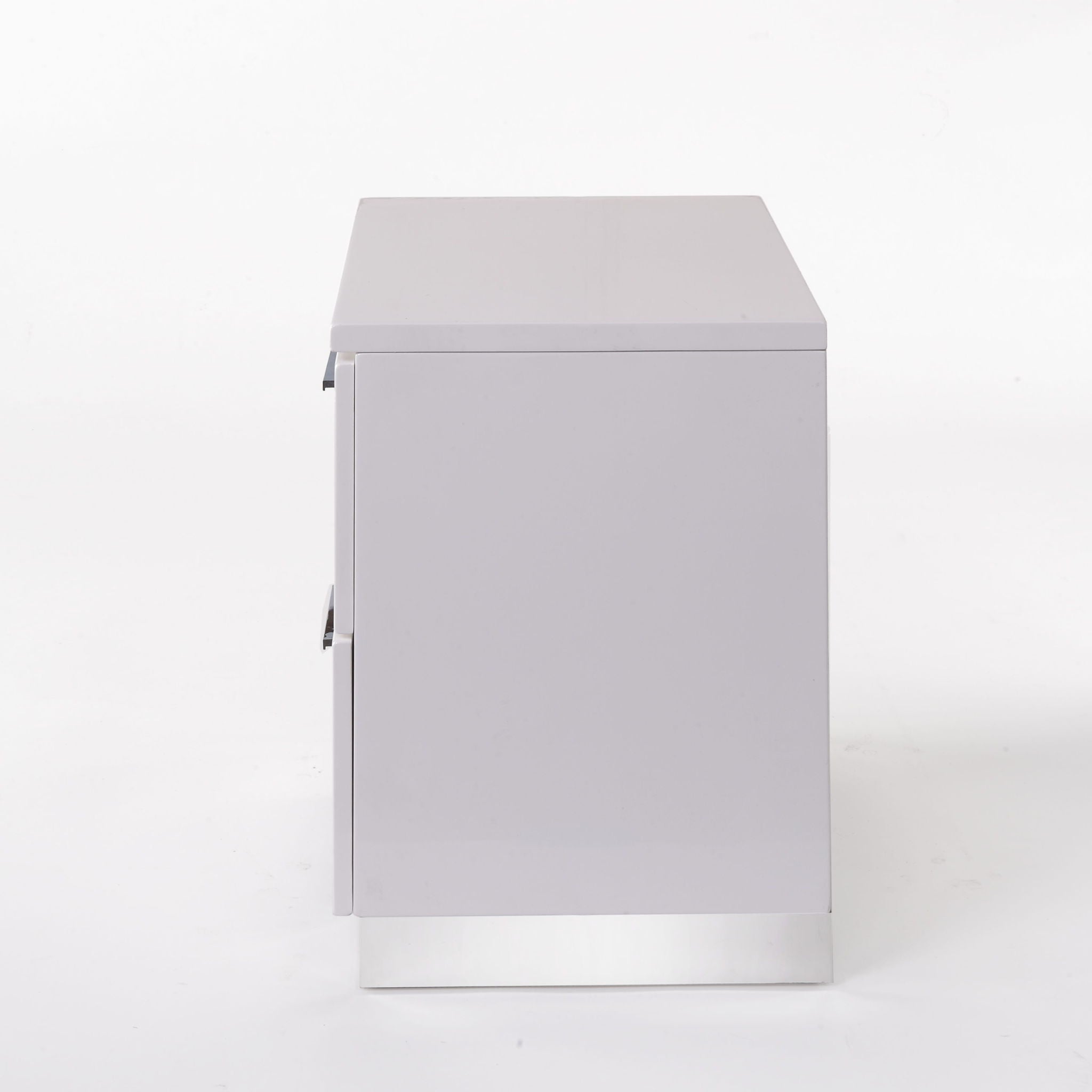 Lorimar - Nightstand - White by HouseOfZazla