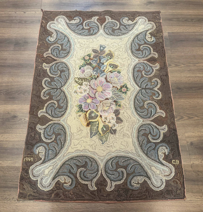 Antique American Hooked Rug 3 x 4.6, Vintage, Floral by Jewel Rugs