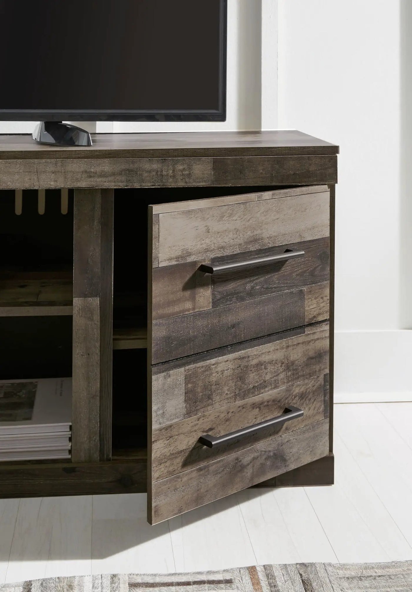 Derekson - Entertainment Center by Unique Piece Furniture