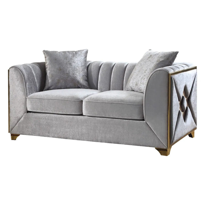 Velencia - Loveseat by HouseOfZazla