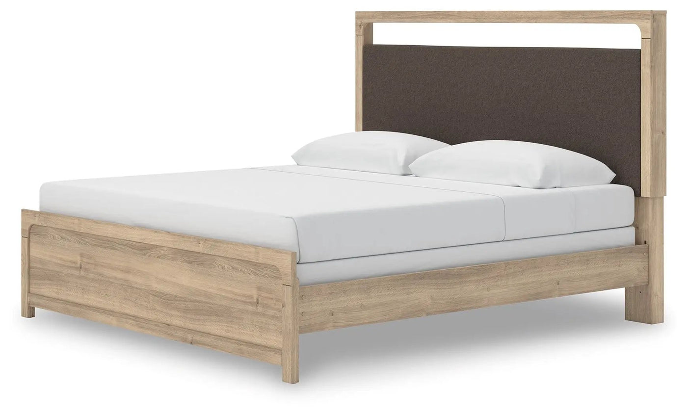 Kinlanni - Upholstered Panel Bed by Unique Piece Furniture