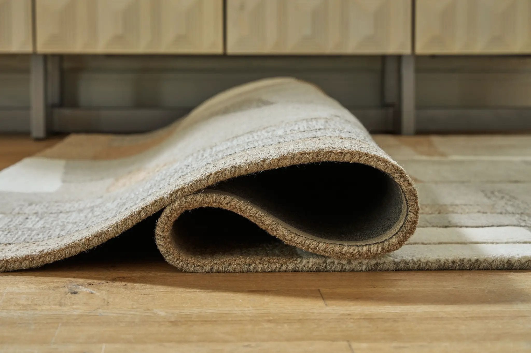 Abbotton - Rug by Unique Piece Furniture