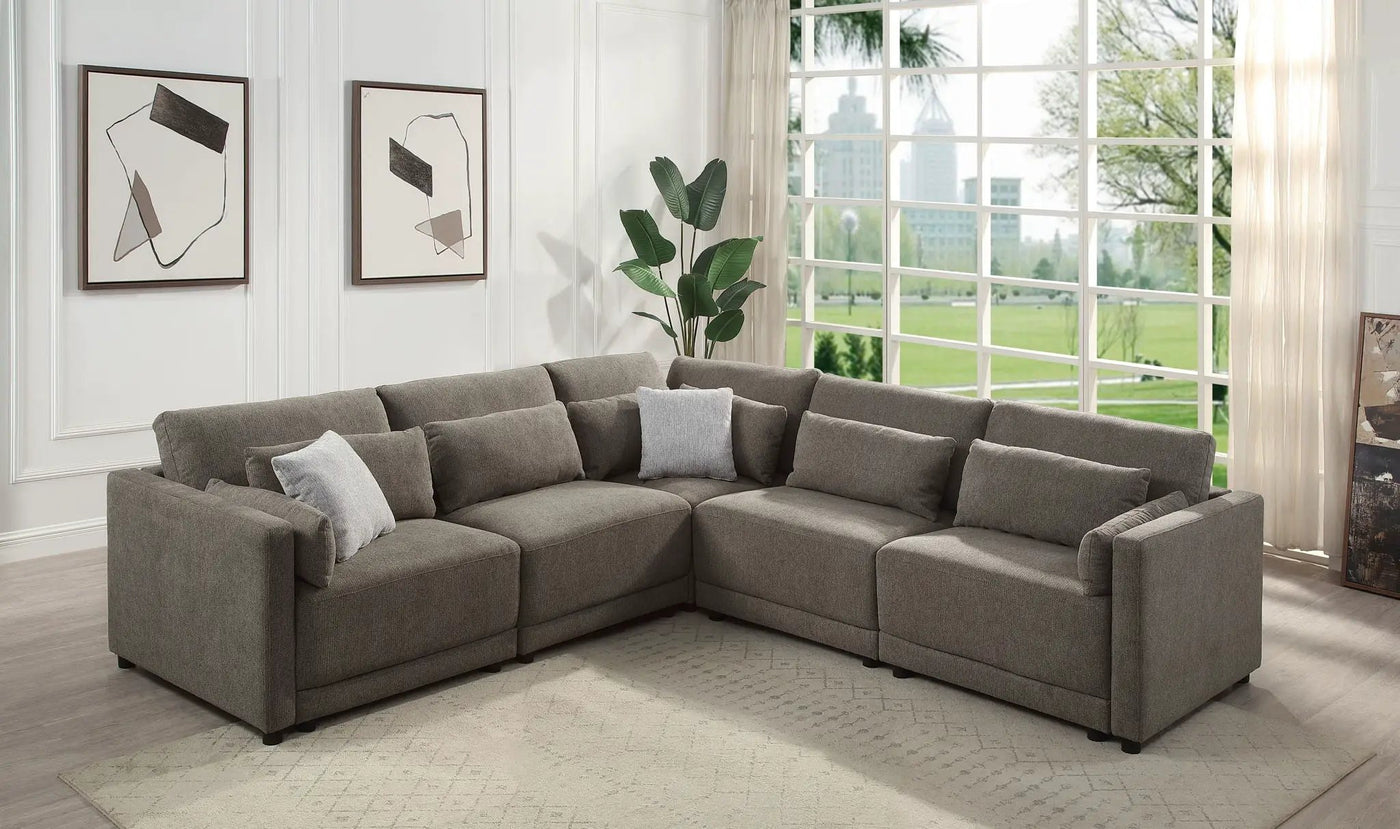 Rylie Modular Sectional Sofa With Toss Pillows by HouseOfZazla