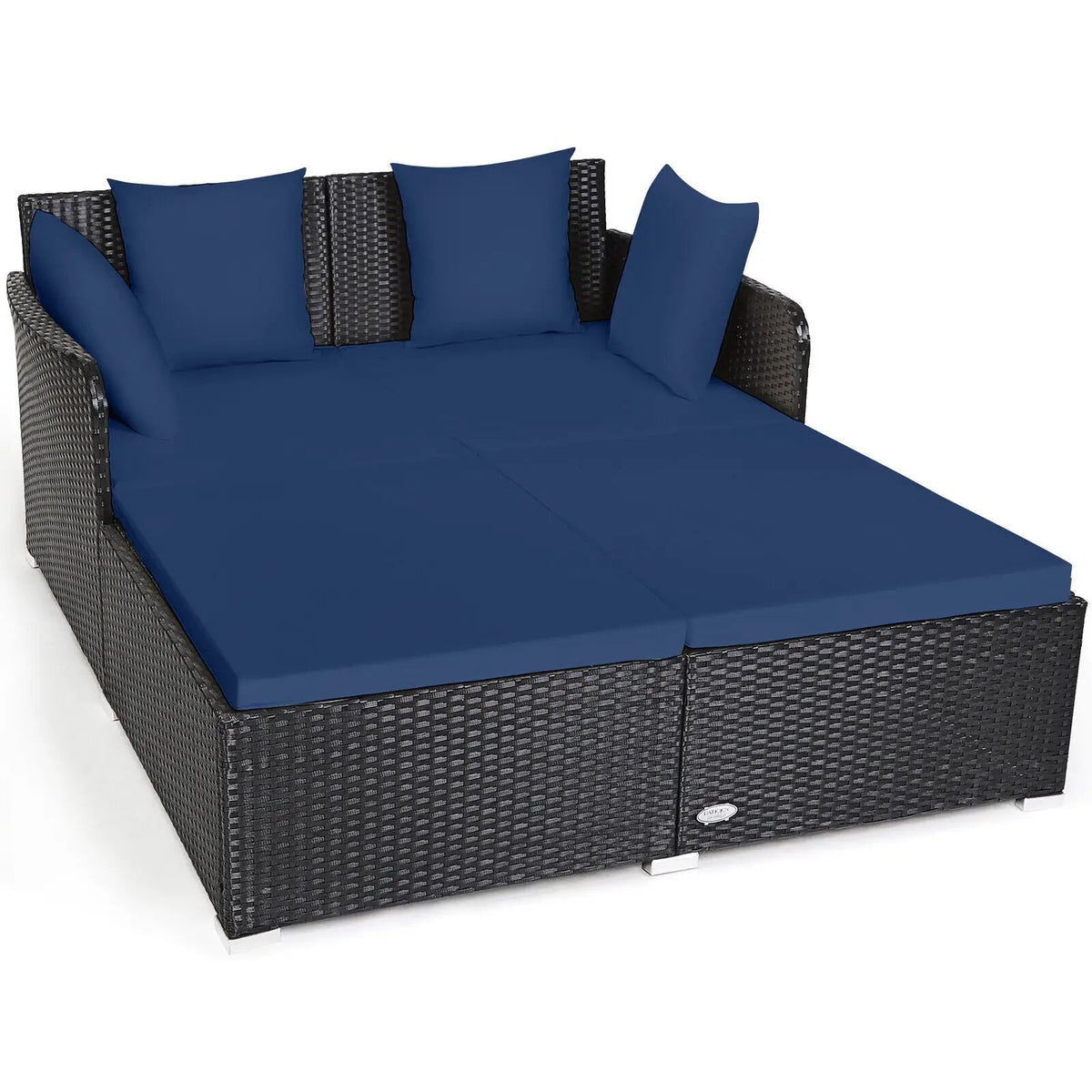 Spacious Outdoor Rattan Daybed with Upholstered Cushions and Pillows, photo 2 of 6