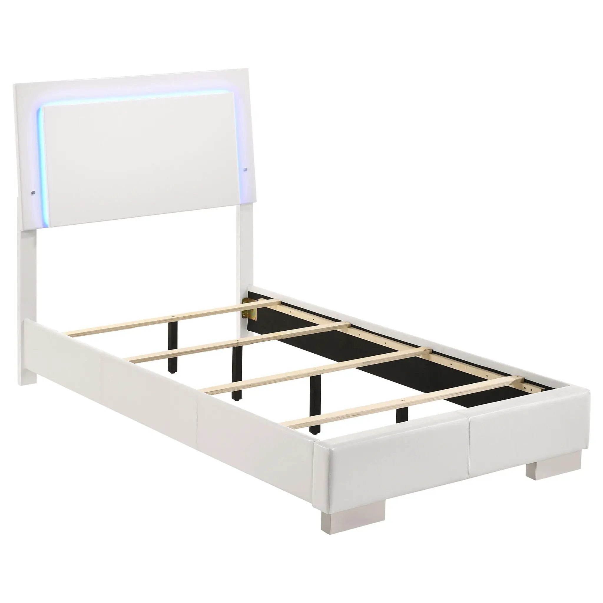 Felicity 4-piece Twin Bedroom Set White High Gloss by Unique Piece Furniture