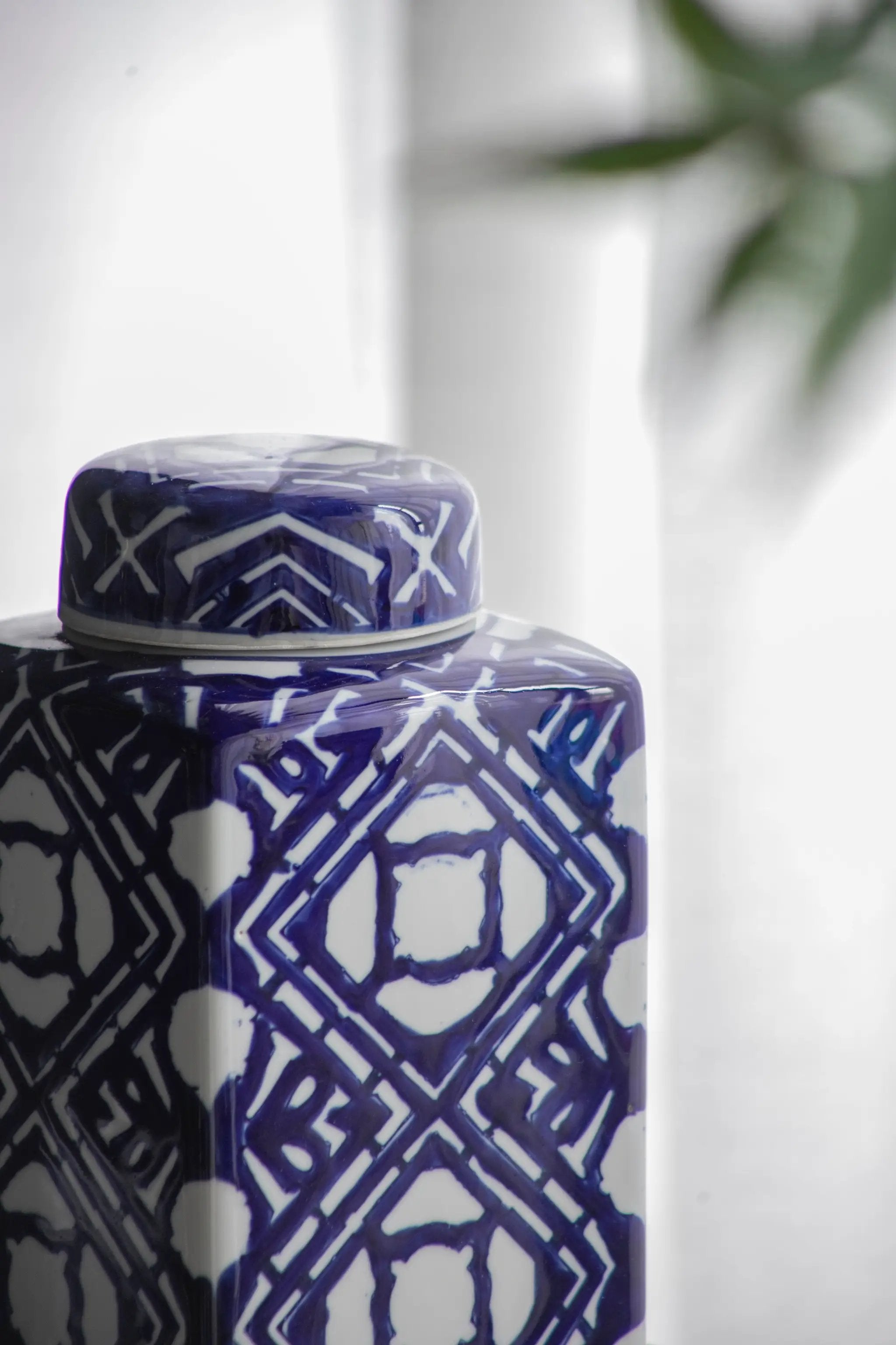 Valora Accent Jar by HouseOfZazla